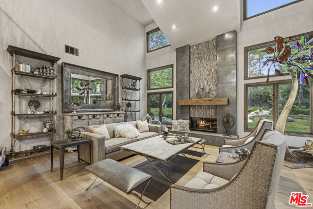 Image 6 of 64 For 26954 Whitehorse Place