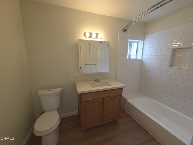 405 S Verdugo Road, Glendale CA: https://media.crmls.org/mediaz/417114eb-2bcb-47b8-8c57-35d22d096f5a.jpg