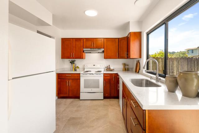 3637 Bettman Way, South San Francisco CA: https://media.crmls.org/mediaz/41714285-8515-48c8-9be4-5257f9761807.jpg