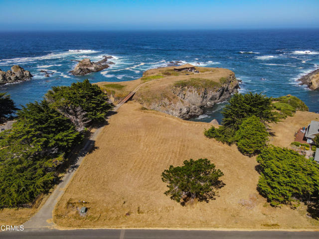 Detail Gallery Image 1 of 19 For 45551 S Caspar Dr, Mendocino,  CA 95460 - – Beds | – Baths