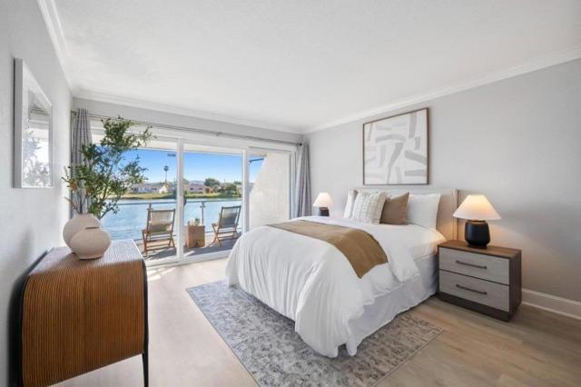 464 Fathom Drive, San Mateo CA: https://media.crmls.org/mediaz/4171d4a1-79d6-4f8c-85eb-0b47ff0cb8c7.jpg