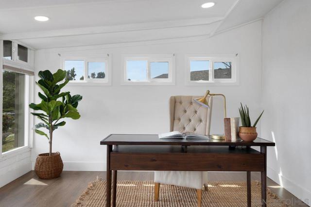 3630 Vista Campana S 6, Oceanside CA: https://media.crmls.org/mediaz/417218f1-9d50-4348-b5b9-f311a8d29382.jpg