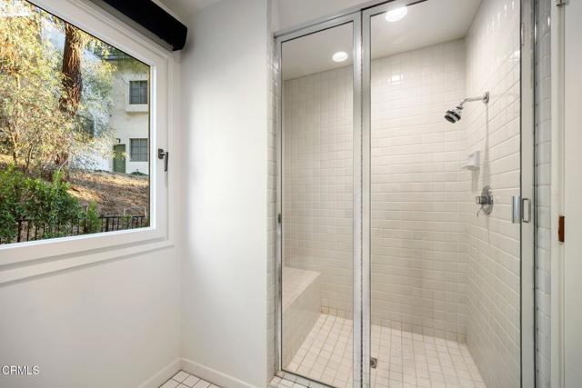 1265 Chateau Road, Pasadena CA: https://media.crmls.org/mediaz/4172f5a4-2b49-4a84-9730-2ba243c613aa.jpg