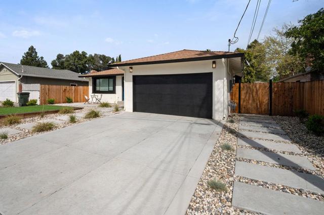 Image 4 of 39 For 954 Alla Avenue