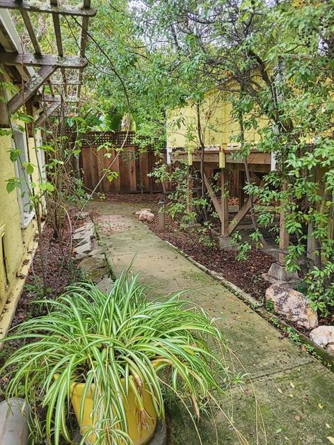 3360 Merrill Road, Aptos CA: https://media.crmls.org/mediaz/4175fb30-00da-4a7b-bea1-c831c0a3c270.jpg