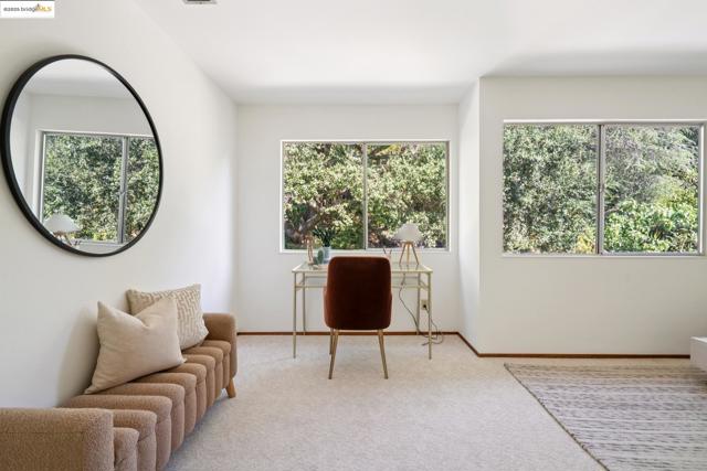 5821 Cold Water Dr, Castro Valley CA: https://media.crmls.org/mediaz/41769e3b-0e33-4742-92d0-864dc8c90dfb.jpg