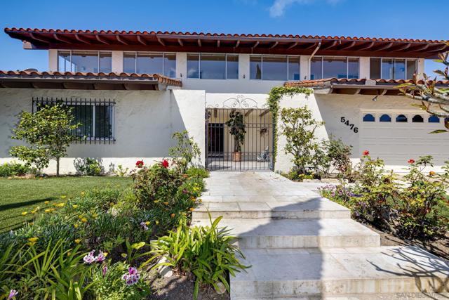 5476 Castle Hills Dr, San Diego CA: https://media.crmls.org/mediaz/4176ae0f-18a8-4c16-9ad1-9848825591e5.jpg
