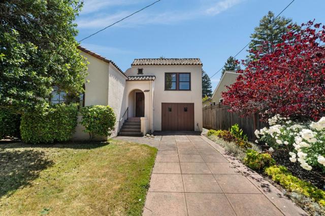 1317 Laguna Avenue, Burlingame CA: https://media.crmls.org/mediaz/417725cc-2e7a-42de-aefa-9147c12bb417.jpg