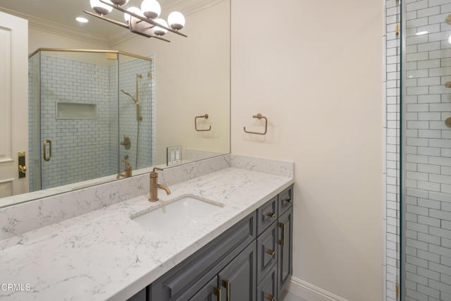 Detail Gallery Image 35 of 44 For 980 Ellington Ln, Pasadena,  CA 91105 - 4 Beds | 4 Baths