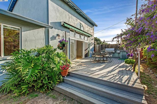 3171 Verdant Way, San Jose CA: https://media.crmls.org/mediaz/4179dc20-1d58-409d-819b-b5898964b344.jpg