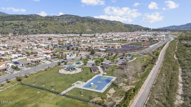 Detail Gallery Image 38 of 39 For 586 Apricot Ln, Fillmore,  CA 93015 - 3 Beds | 2/1 Baths