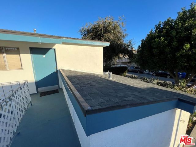 2605 Gates Avenue, Redondo Beach, California 90278, ,Residential Income,Sold,Gates,21102249