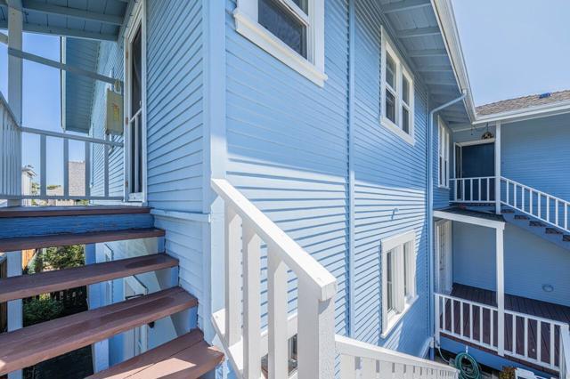 206 Cypress Avenue, Pacific Grove CA: https://media.crmls.org/mediaz/417cc0cd-92a1-4d97-b21a-4bec5003be9b.jpg