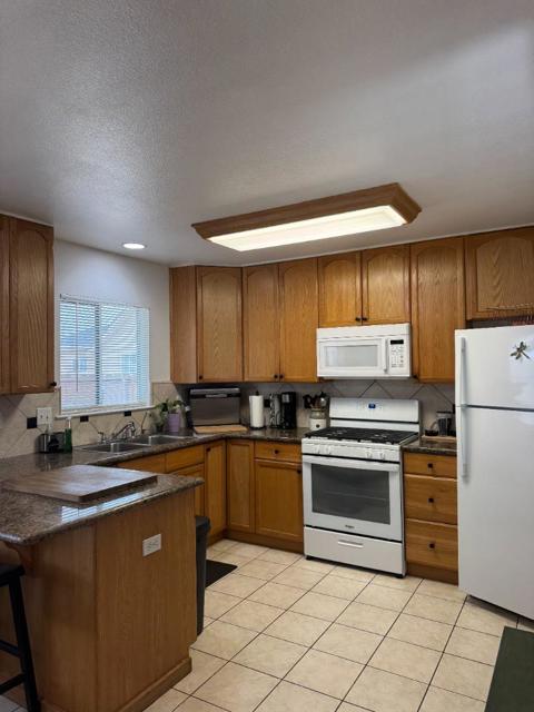 2718 Ferguson Road, Gilroy CA: https://media.crmls.org/mediaz/417e71de-044b-4605-ab5f-4f7088e49e06.jpg
