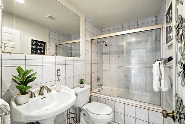 5024 Snow Drive, San Jose CA: https://media.crmls.org/mediaz/417ec970-cd78-44f5-9f0d-14c78ca9c07c.jpg