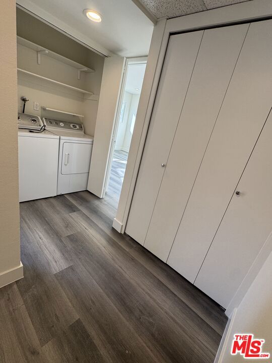 11735 Dorothy Street, Los Angeles CA: https://media.crmls.org/mediaz/41800473-1762-4665-8922-6443637f0859.jpg