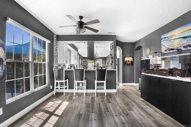 1258 W Vaquero Ct., Chula Vista CA: https://media.crmls.org/mediaz/41802e6d-8364-4a07-b2f3-2b0f78ca5be0.jpg