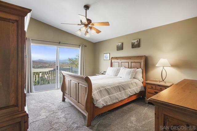 11506 Village Ridge Rd, San Diego CA: https://media.crmls.org/mediaz/4181ddd1-2f1b-40f3-8fe4-23645bf00d24.jpg