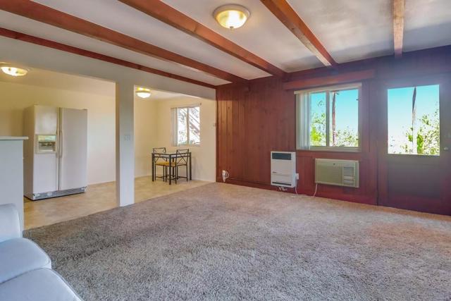 255 Highline Trl, El Cajon CA: https://media.crmls.org/mediaz/418203c0-86d0-4569-ad9f-ee611b15248a.jpg