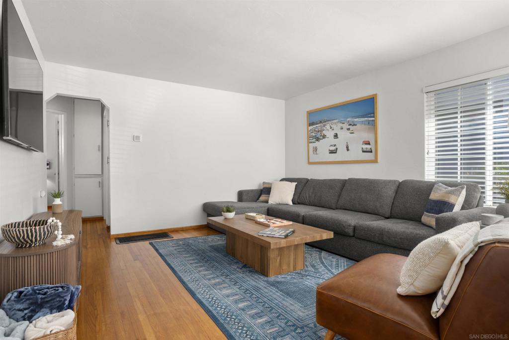 4614 Saratoga Ave - photo 11
