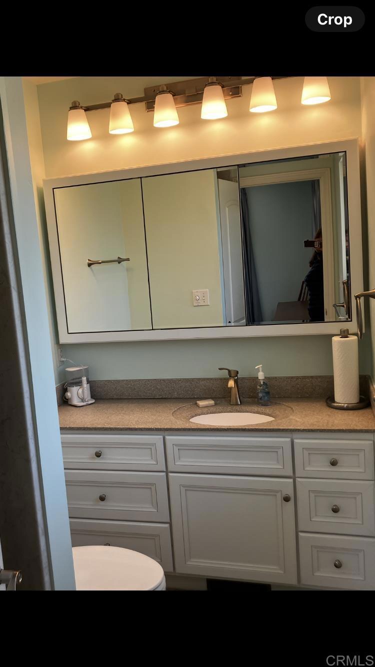 https://media.crmls.org/mediaz/4182d760-bec5-4208-9b4a-31f8911feadf.jpg?preset=X-Large