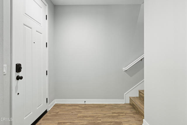 623 W Foothill Boulevard, Glendora CA: https://media.crmls.org/mediaz/418403b0-2439-43a6-934b-3e4446c40905.jpg