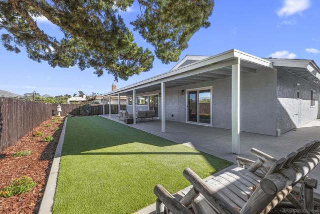 12540 Lomica Dr., Rancho Bernardo (San Diego) CA: https://media.crmls.org/mediaz/4184a31e-e353-4cb6-b5c2-dcd3bf94b5dc.jpg