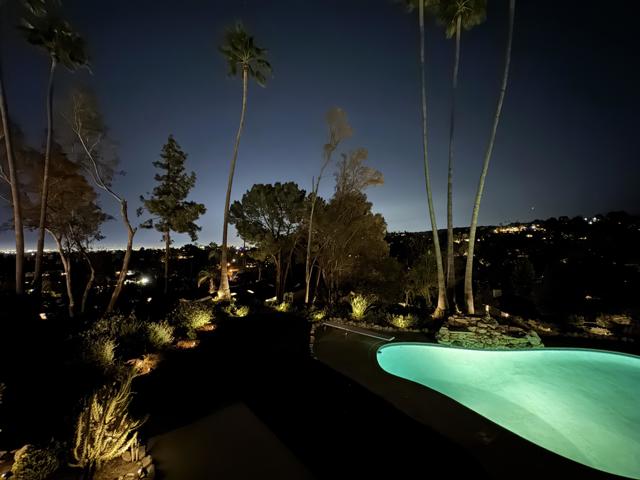 5324 Felice Place, Woodland Hills CA: https://media.crmls.org/mediaz/4184a6ba-fa40-4023-b8f2-8534685c36bf.jpg