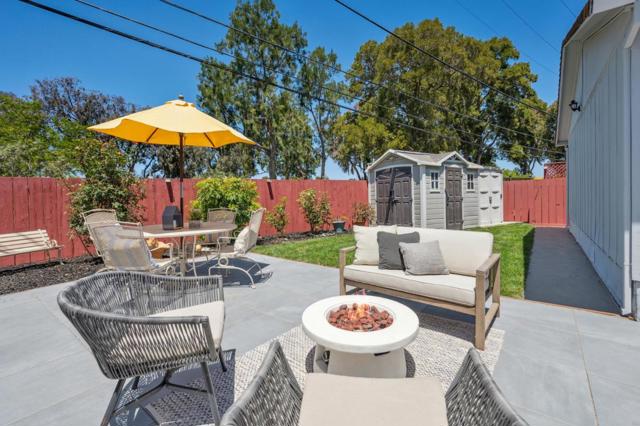 1633 Ark Street, San Mateo CA: https://media.crmls.org/mediaz/4184cf04-8800-4c59-bfe3-82602544c0f5.jpg