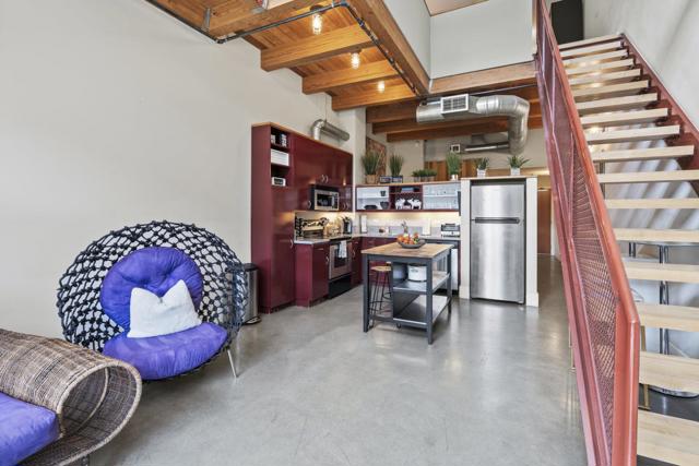 333 Santana Row, San Jose CA: https://media.crmls.org/mediaz/4184ef68-0c7d-4f6f-bb29-11f8c8451202.jpg