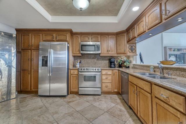 54564 Oak Tree, La Quinta CA: https://media.crmls.org/mediaz/4185dff8-c69b-47f1-a2d5-d7ac50770f03.jpg