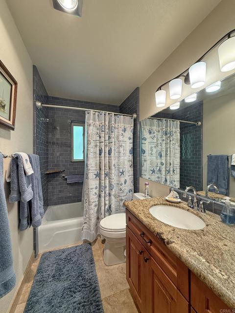 Detail Gallery Image 16 of 42 For 941 D Avenue, Coronado,  CA 92118 - 2 Beds | 1 Baths