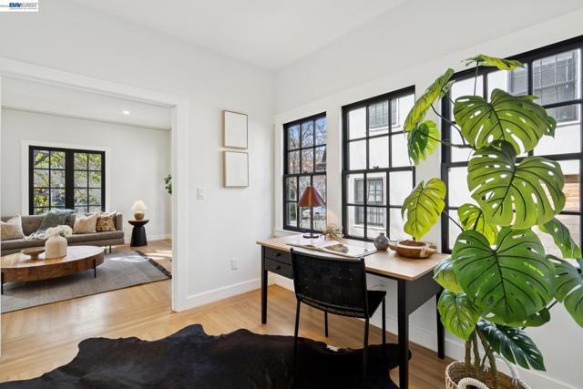 Image 9 of 45 For 800 Trestle Glen Rd