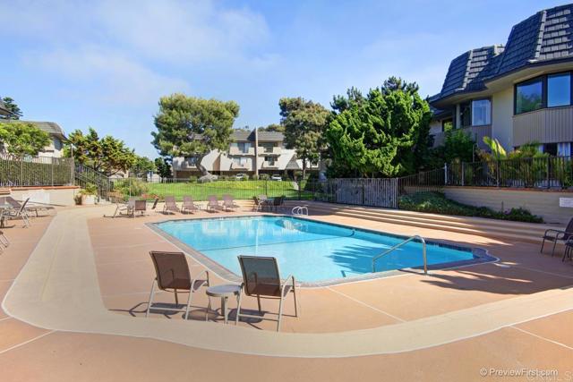 Image 26 of 37 For 727 Beachfront Drive  B