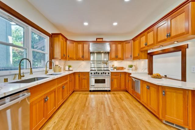 339 S 13th Street, San Jose CA: https://media.crmls.org/mediaz/4188d0a2-990f-49c6-9a0f-631fab801aab.jpg