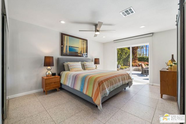 1244 S San Mateo Drive, Palm Springs CA: https://media.crmls.org/mediaz/4188d67e-e2c0-459c-ac29-14810bbb3b3f.jpg