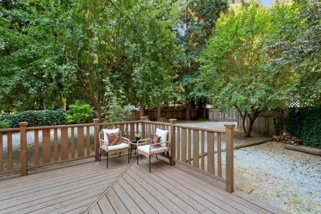 155 Rowardennan Drive, Ben Lomond CA: https://media.crmls.org/mediaz/41897263-b828-4bc6-8d68-64893237c777.jpg
