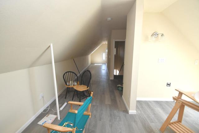 3306 Market Street, Emeryville CA: https://media.crmls.org/mediaz/41899cb1-f265-4655-8fdc-b5d510332a09.jpg