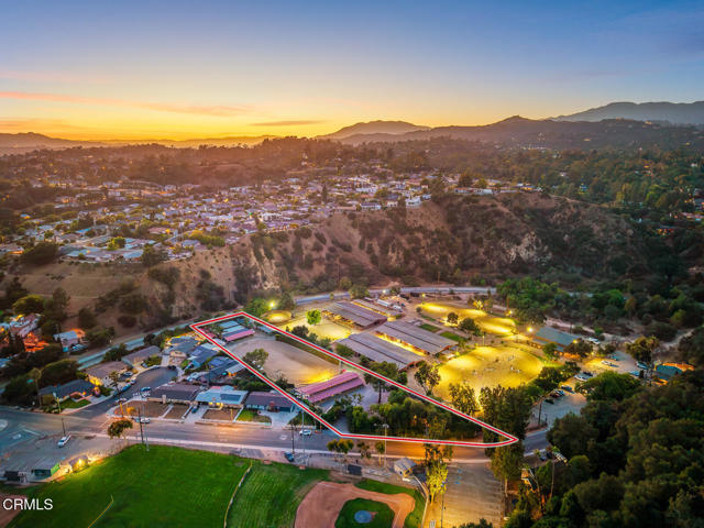 307 San Pascual Avenue, South Pasadena CA: https://media.crmls.org/mediaz/418ad37a-dee4-4ec6-b6a4-5c25abcce4f5.jpg