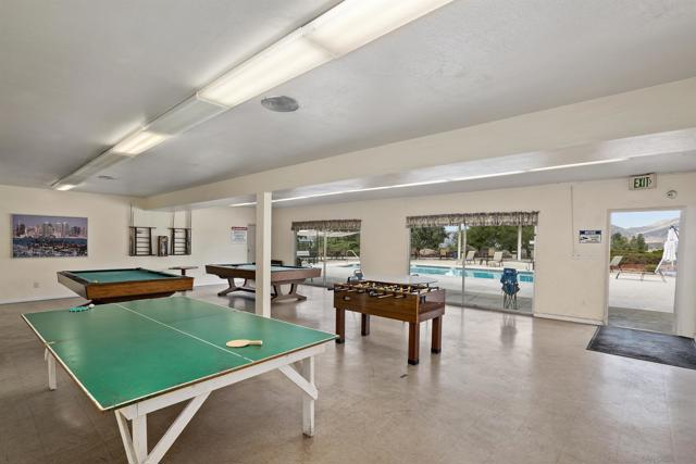 9100 Single Oak Dr, Lakeside CA: https://media.crmls.org/mediaz/418add5b-c6f9-45d9-a588-b64d2acf82e7.jpg