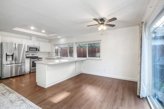 Detail Gallery Image 21 of 47 For 338 Rancho Vista Pl, Vista,  CA 92083 - 4 Beds | 2 Baths