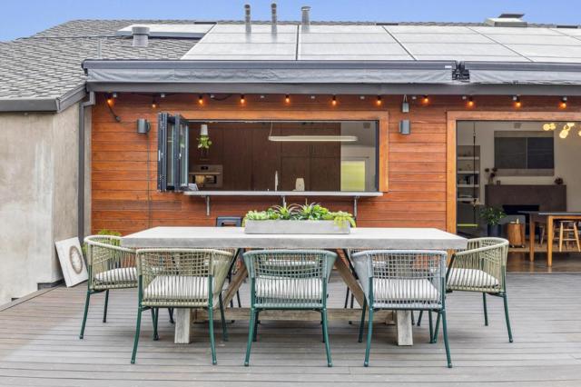 15548 Kavin Lane, Monte Sereno CA: https://media.crmls.org/mediaz/418b53ad-76c1-4e52-8cc6-c3696fcec387.jpg