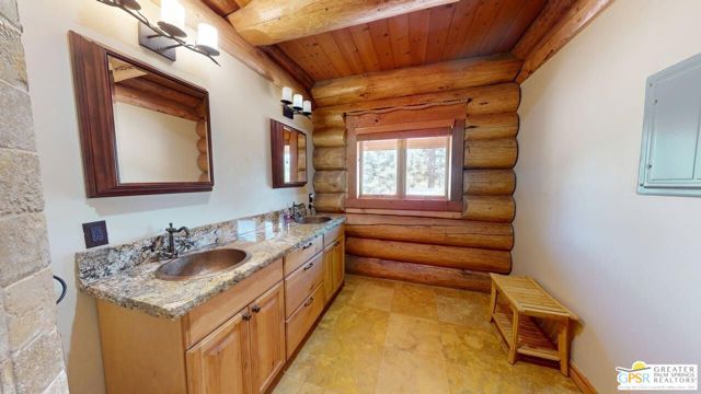 60164 Devils Ladder Road, Mountain Center CA: https://media.crmls.org/mediaz/418b9849-3afd-4a18-8992-c0af1b28490c.jpg