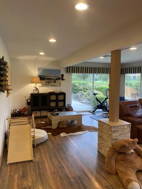 Detail Gallery Image 13 of 19 For 17248 Bernardo Oaks Dr., San Diego,  CA 92128 - 3 Beds | 2 Baths