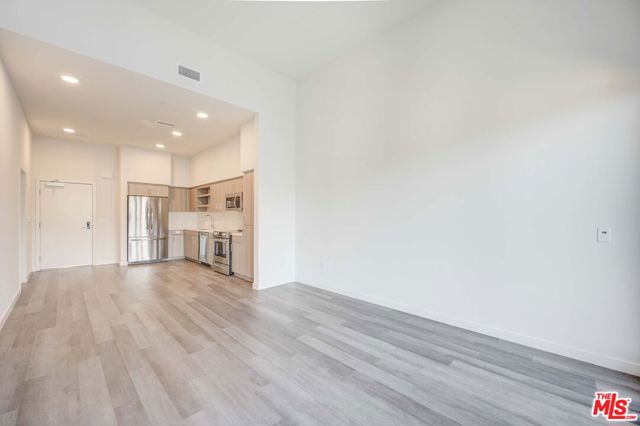 Virtually staged model home ph