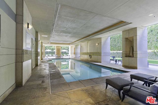 10727 Wilshire Boulevard, Los Angeles CA: https://media.crmls.org/mediaz/418e450d-f22e-4851-a00c-f043de6e01b3.jpg