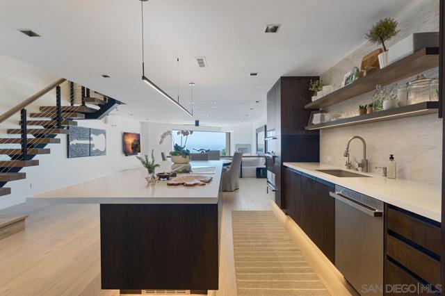 Image 4 of 16 For 135 Sierra Avenue  32