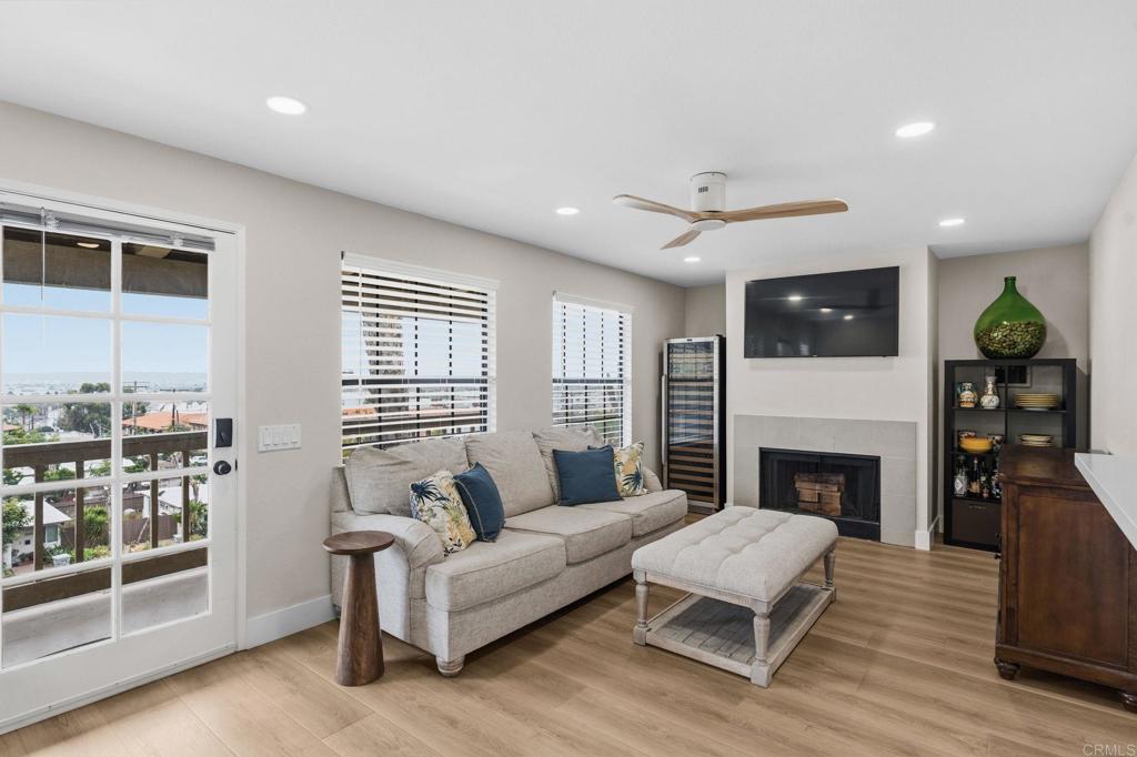 3961 Hortensia Street - photo 2