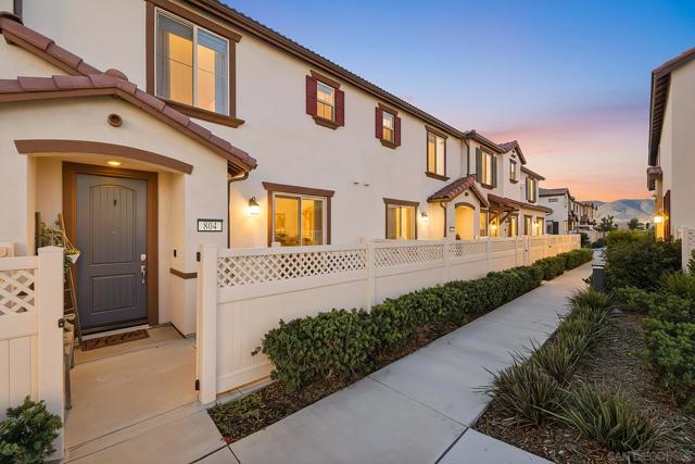 24120 Dolcetto Ave, Murrieta CA: https://media.crmls.org/mediaz/418ecb78-6bb4-4133-9747-a5fb2585d4d0.jpg