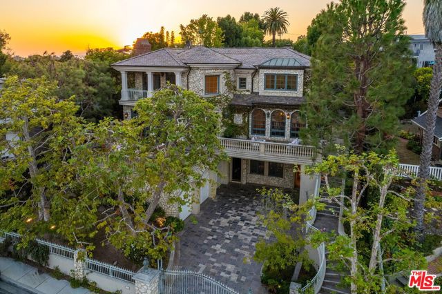 1315 Sunset Avenue photo 3